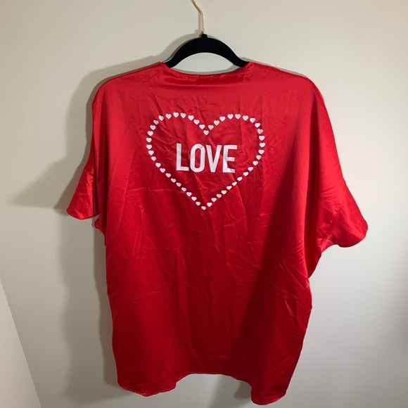Victoria’s Secret Red Love Heart Robe - Picture 4 of 5